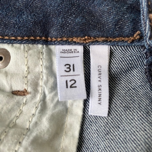 Ann Taylor Loft Dark Denim Curvy Skinny Jeans - Picture 6 of 8